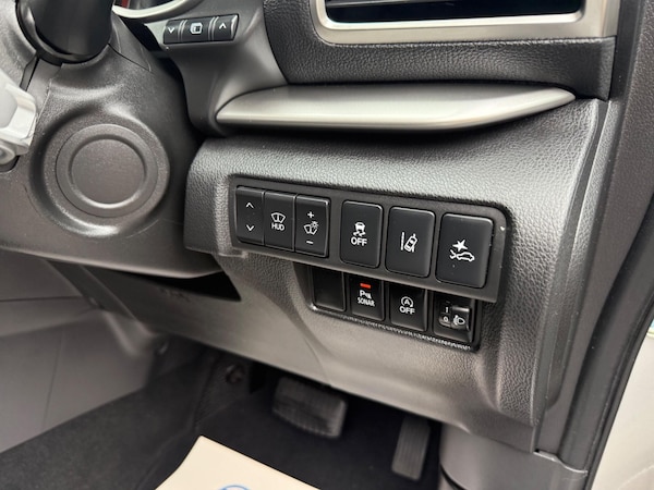 Used Mitsubishi Eclipse Cross 2019 for sale - 76122237: Photo 10