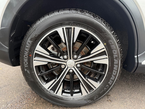 Used Mitsubishi Eclipse Cross 2019 for sale - 76122237: Photo 28