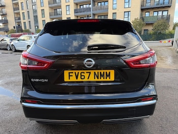 Used Nissan Qashqai 2017 for sale - 76658615: Photo