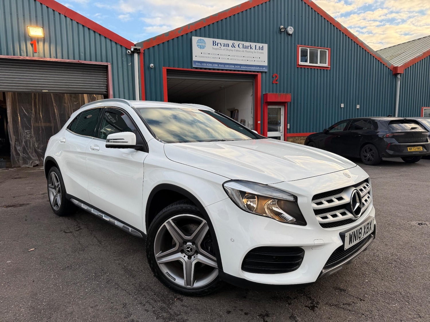 Used Mercedes-Benz GLA 2018 for sale - 76608038: Photo 3