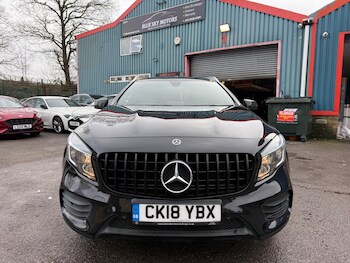 Used Mercedes-Benz GLA 2018 for sale - 77510489: Photo