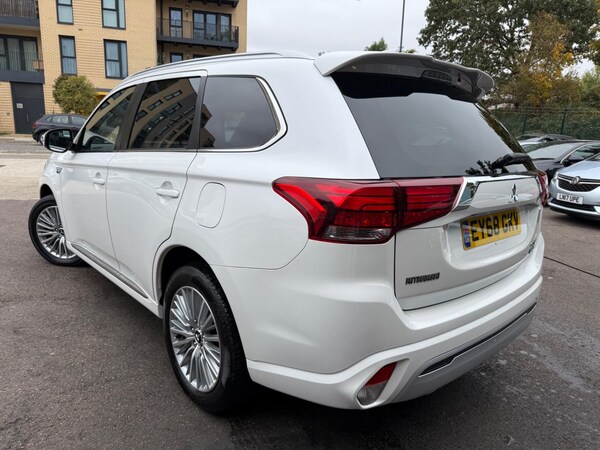 Used Mitsubishi Outlander 2018 for sale - 76226766: Photo 24