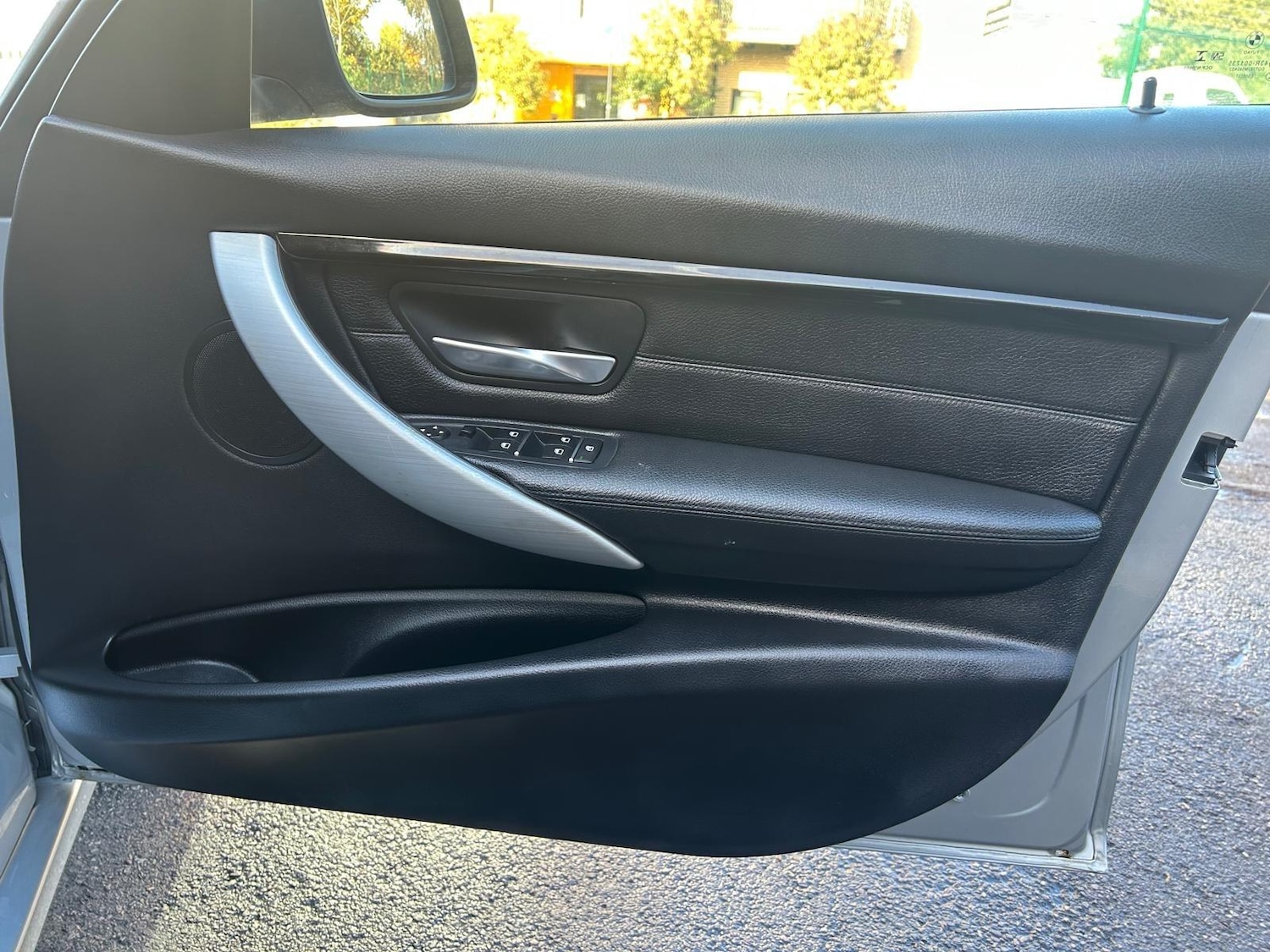 Used BMW 3 Series 2017 for sale - 76389006: Photo 17