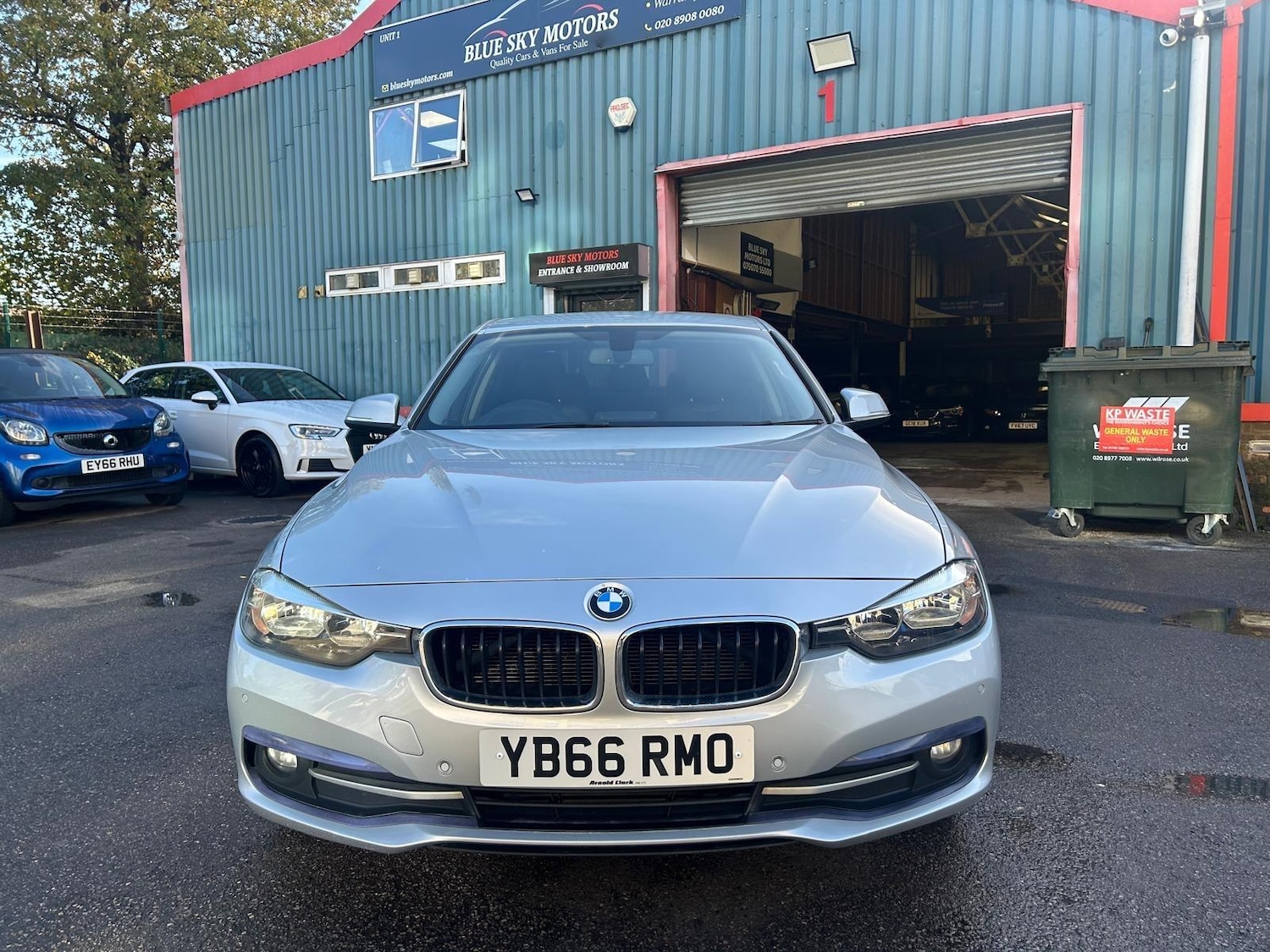 Used BMW 3 Series 2017 for sale - 76389006: Photo 2