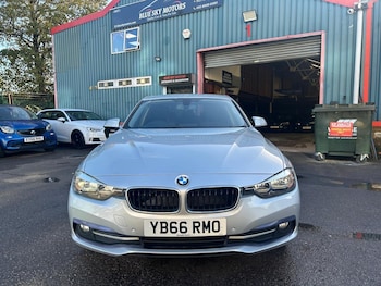 Used BMW 3 Series 2017 for sale - 76389006: Photo