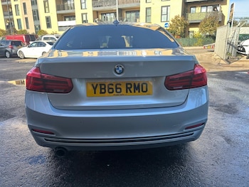 Used BMW 3 Series 2017 for sale - 76389006: Photo