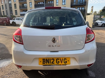 Used Renault Clio 2012 for sale - 76226301: Photo