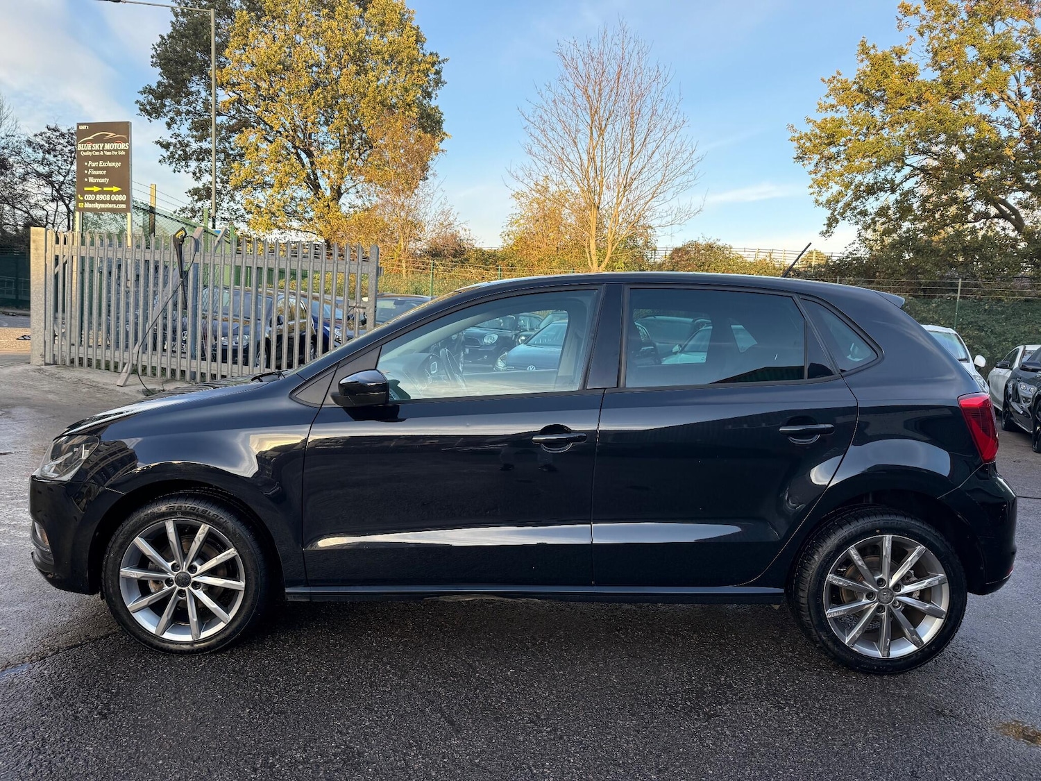Used Volkswagen Polo 2015 for sale - 76992318: Photo 25