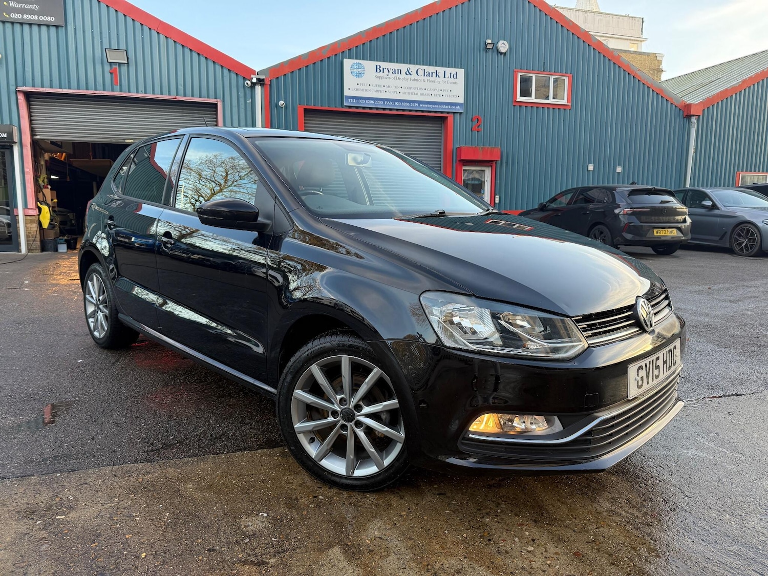 Used Volkswagen Polo 2015 for sale - 76992318: Photo 3