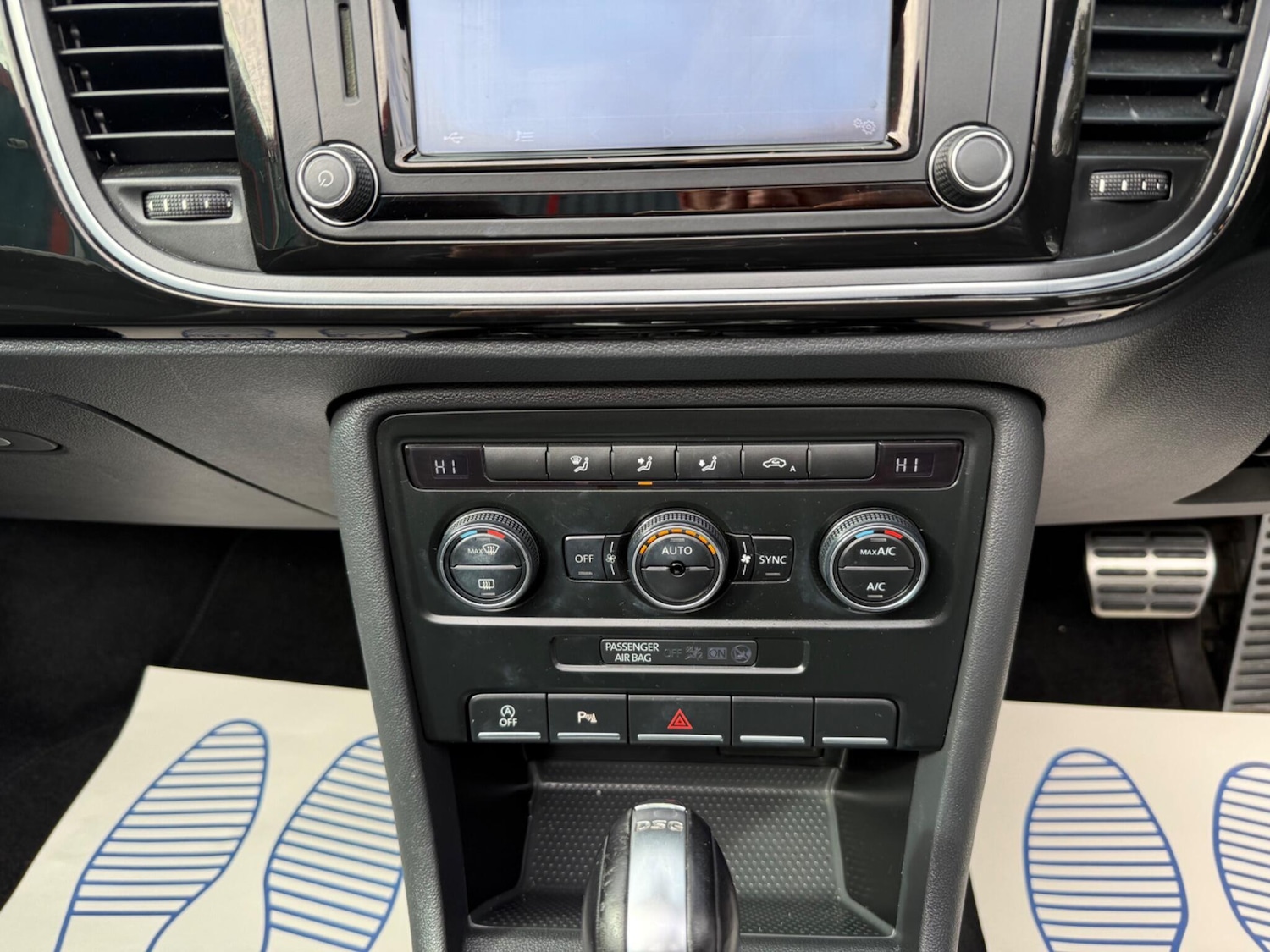 Used Volkswagen Beetle 2015 for sale - 77090767: Photo 12