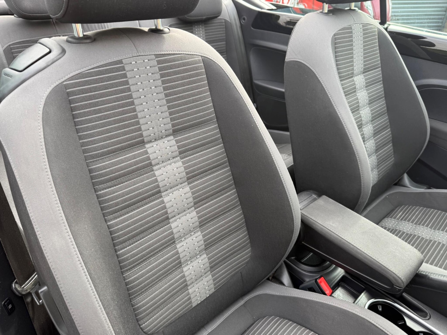 Used Volkswagen Beetle 2015 for sale - 77090767: Photo 14