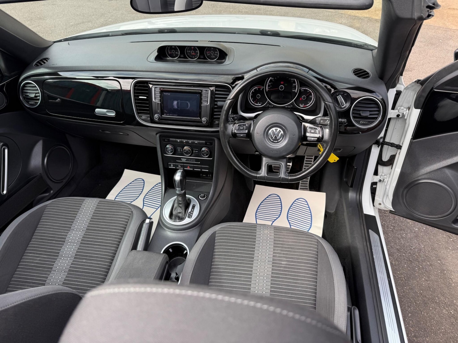 Used Volkswagen Beetle 2015 for sale - 77090767: Photo 7