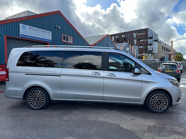 Used Mercedes-Benz V-Class 2015 for sale - 72657887: Photo 31