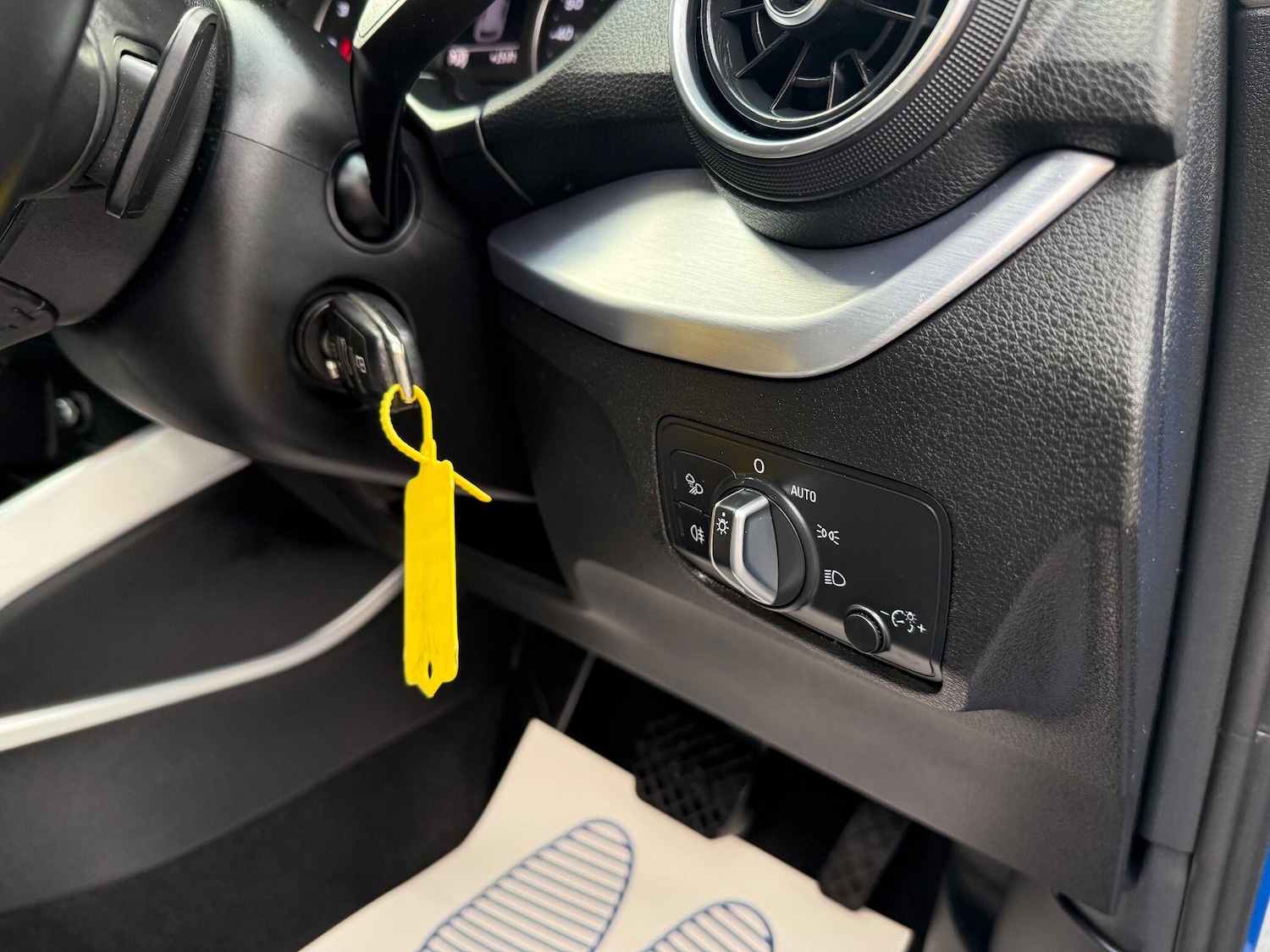 Used Audi Q2 2017 for sale - 76991060: Photo 10