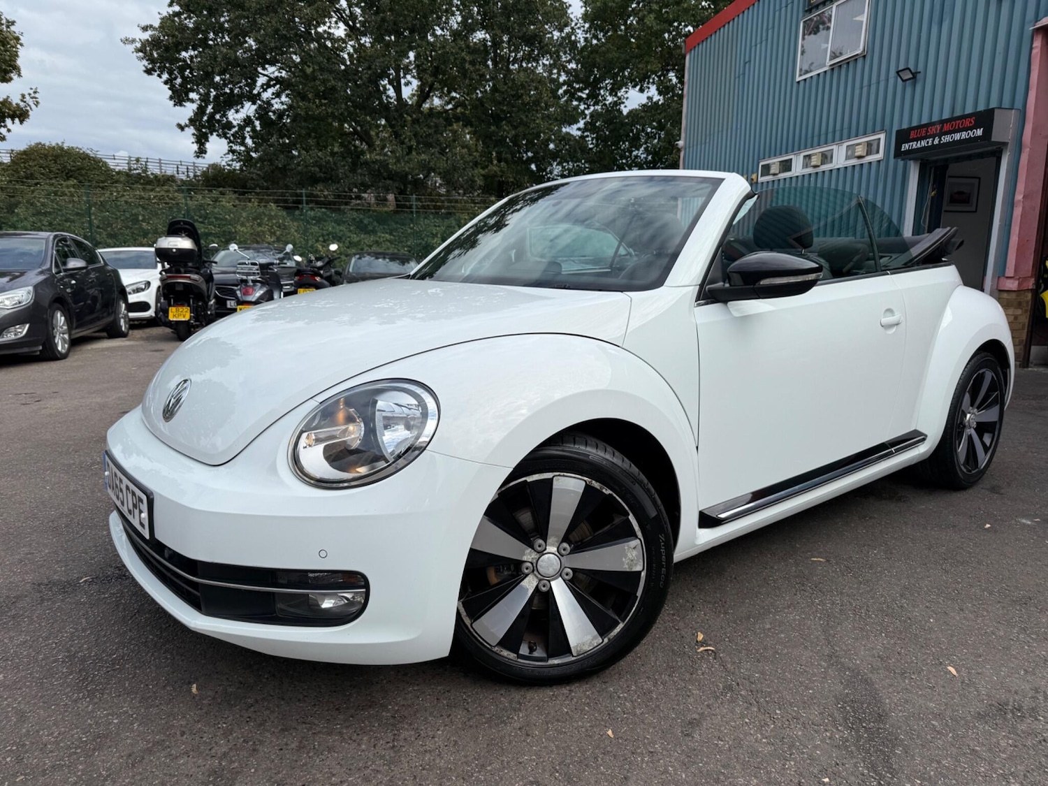 Used Volkswagen Beetle 2015 for sale - 76095004: Photo 1