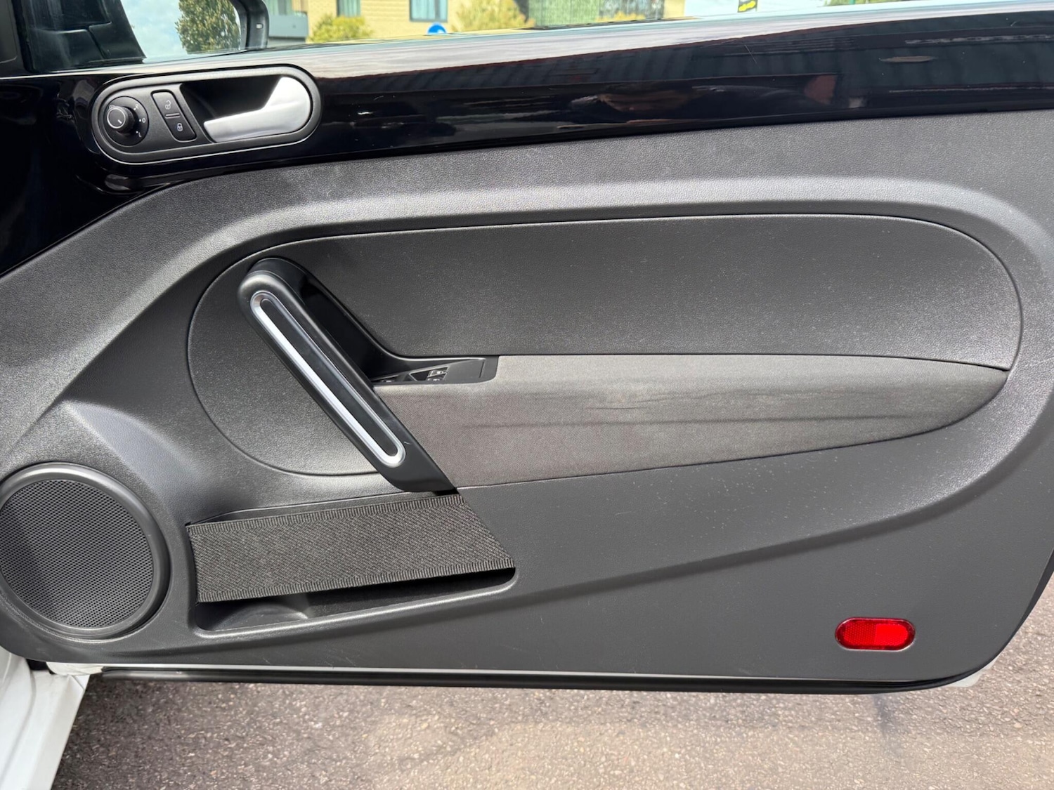 Used Volkswagen Beetle 2015 for sale - 76095004: Photo 18