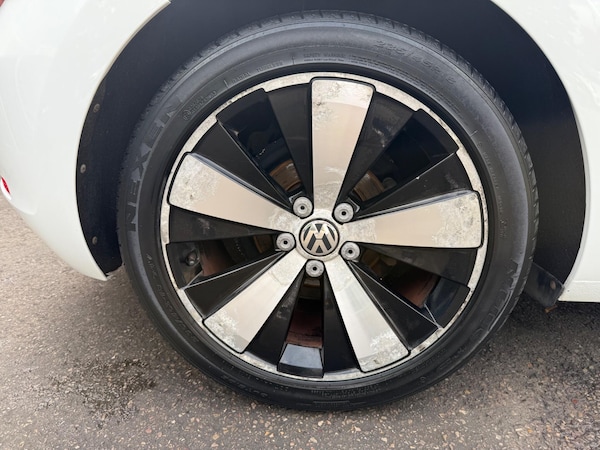 Used Volkswagen Beetle 2015 for sale - 76095004: Photo 25