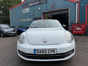 Used Volkswagen Beetle 2015 for sale - 76095004: Photo