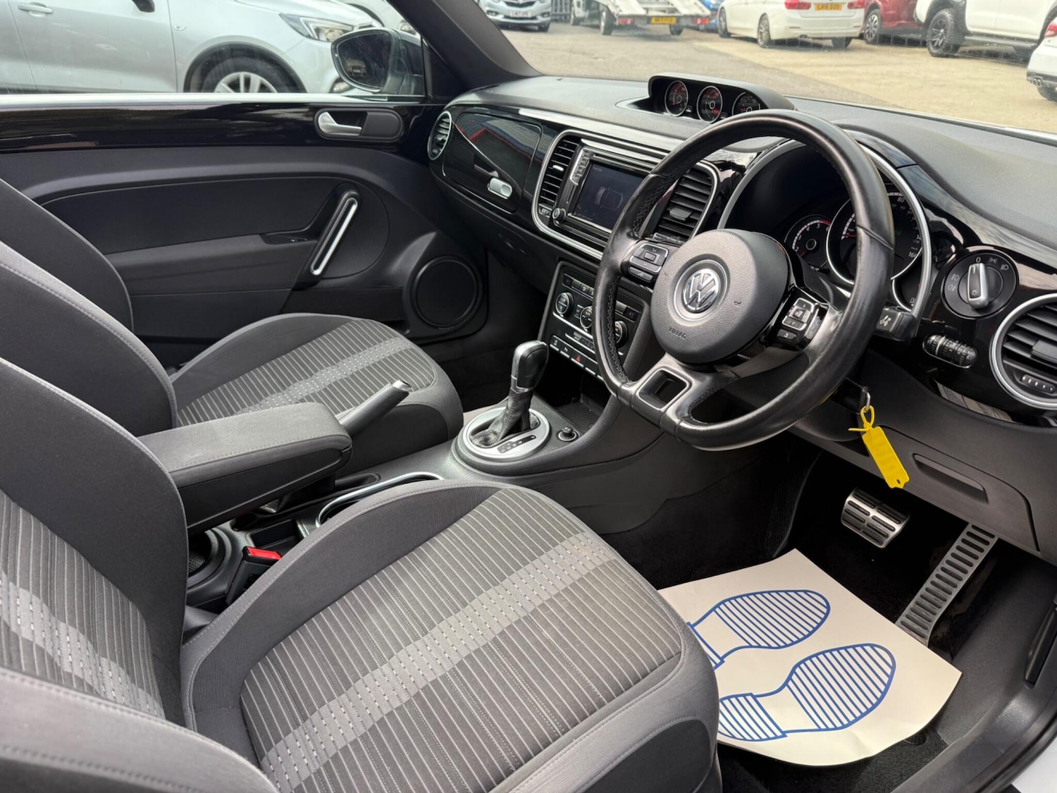 Used Volkswagen Beetle 2015 for sale - 76095004: Photo 8