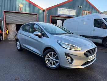 Used Ford Fiesta 2018 for sale - 77156463: Photo