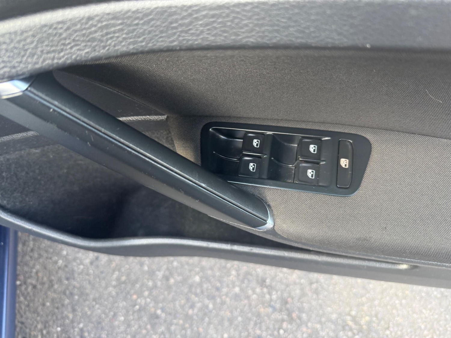 Used Volkswagen Golf 2018 for sale - 76537900: Photo 16