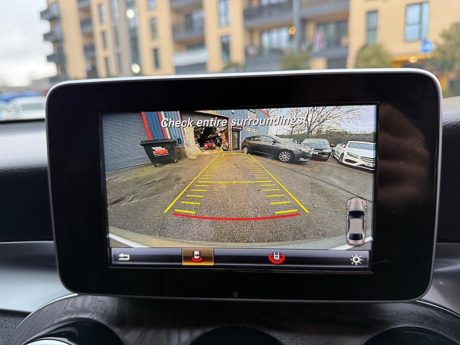 Used Mercedes-Benz GLC 2017 for sale - 76780997: Photo 13