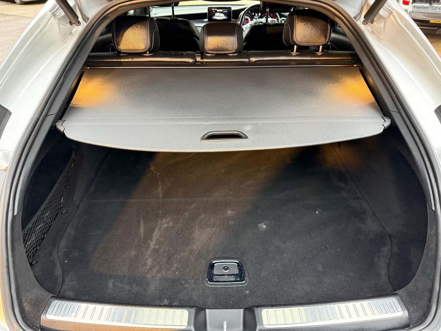 Used Mercedes-Benz GLC 2017 for sale - 76780997: Photo 5