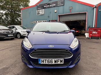 Used Ford Fiesta 2017 for sale - 76260474: Photo 2
