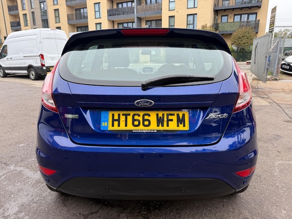 Used Ford Fiesta 2017 for sale - 76260474: Photo 4