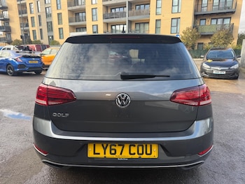 Used Volkswagen Golf 2017 for sale - 77229262: Photo