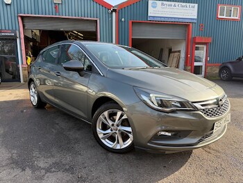 Used Vauxhall Astra 2018 for sale - 77611997: Photo