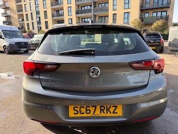 Used Vauxhall Astra 2018 for sale - 77611997: Photo