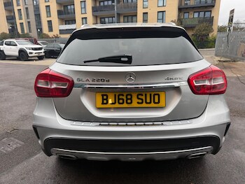 Used Mercedes-Benz GLA 2018 for sale - 78072325: Photo