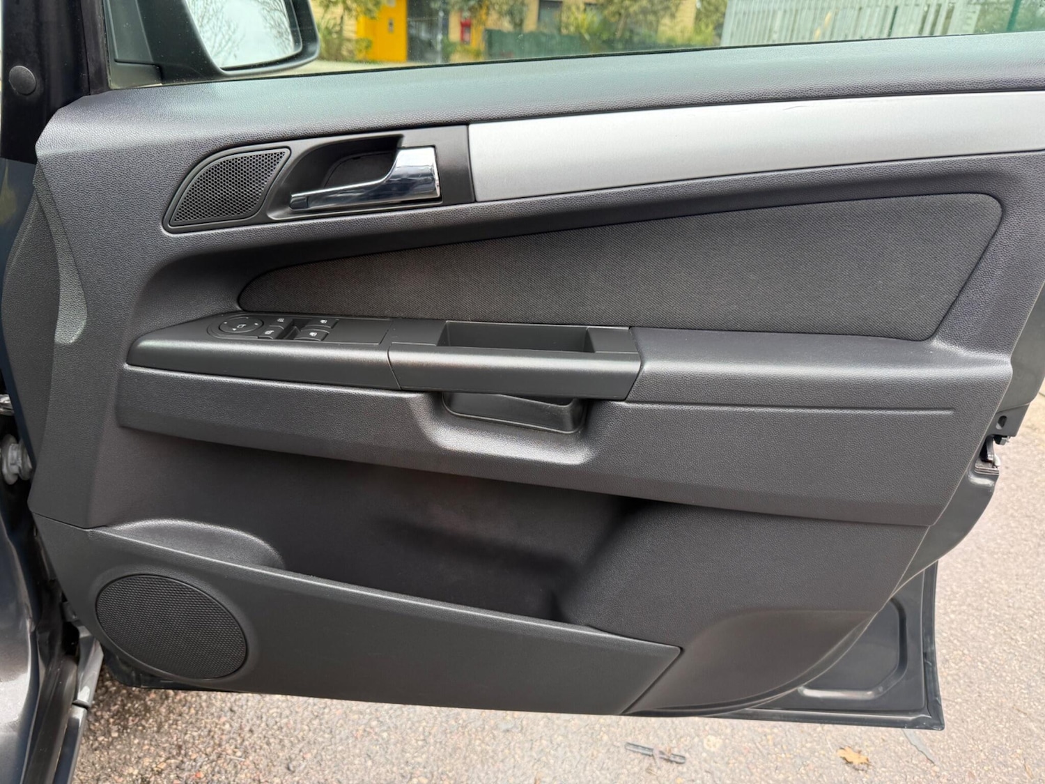 Used Vauxhall Zafira 2014 for sale - 77633850: Photo 17