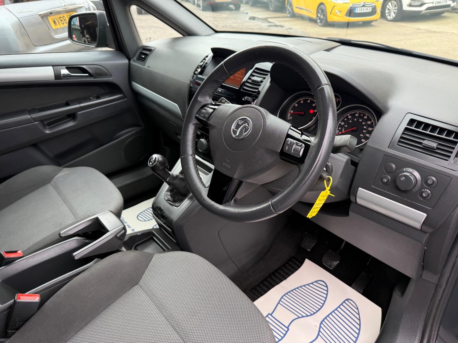 Used Vauxhall Zafira 2014 for sale - 77633850: Photo 8