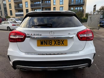 Used Mercedes-Benz GLA 2018 for sale - 76996403: Photo