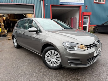 Used Volkswagen Golf 2016 for sale - 76823978: Photo