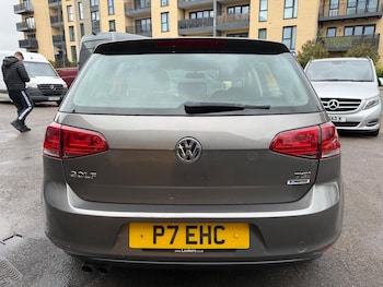 Used Volkswagen Golf 2016 for sale - 76823978: Photo