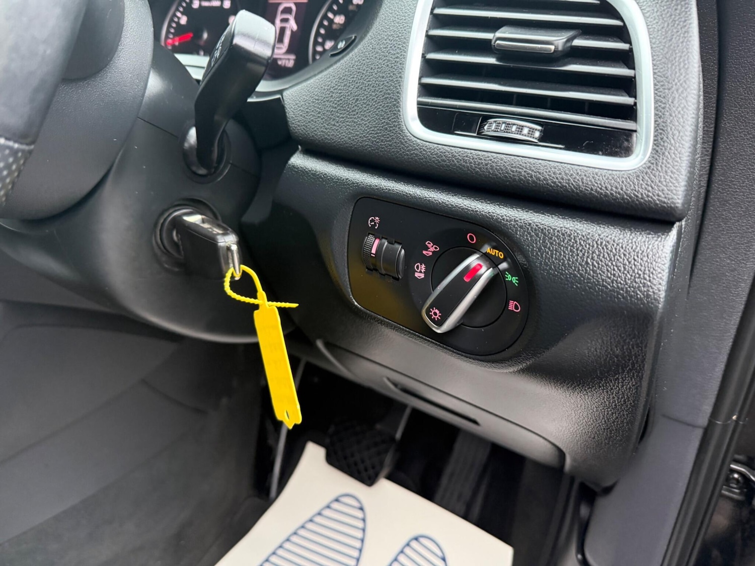 Used Audi Q3 2018 for sale - 77190520: Photo 11