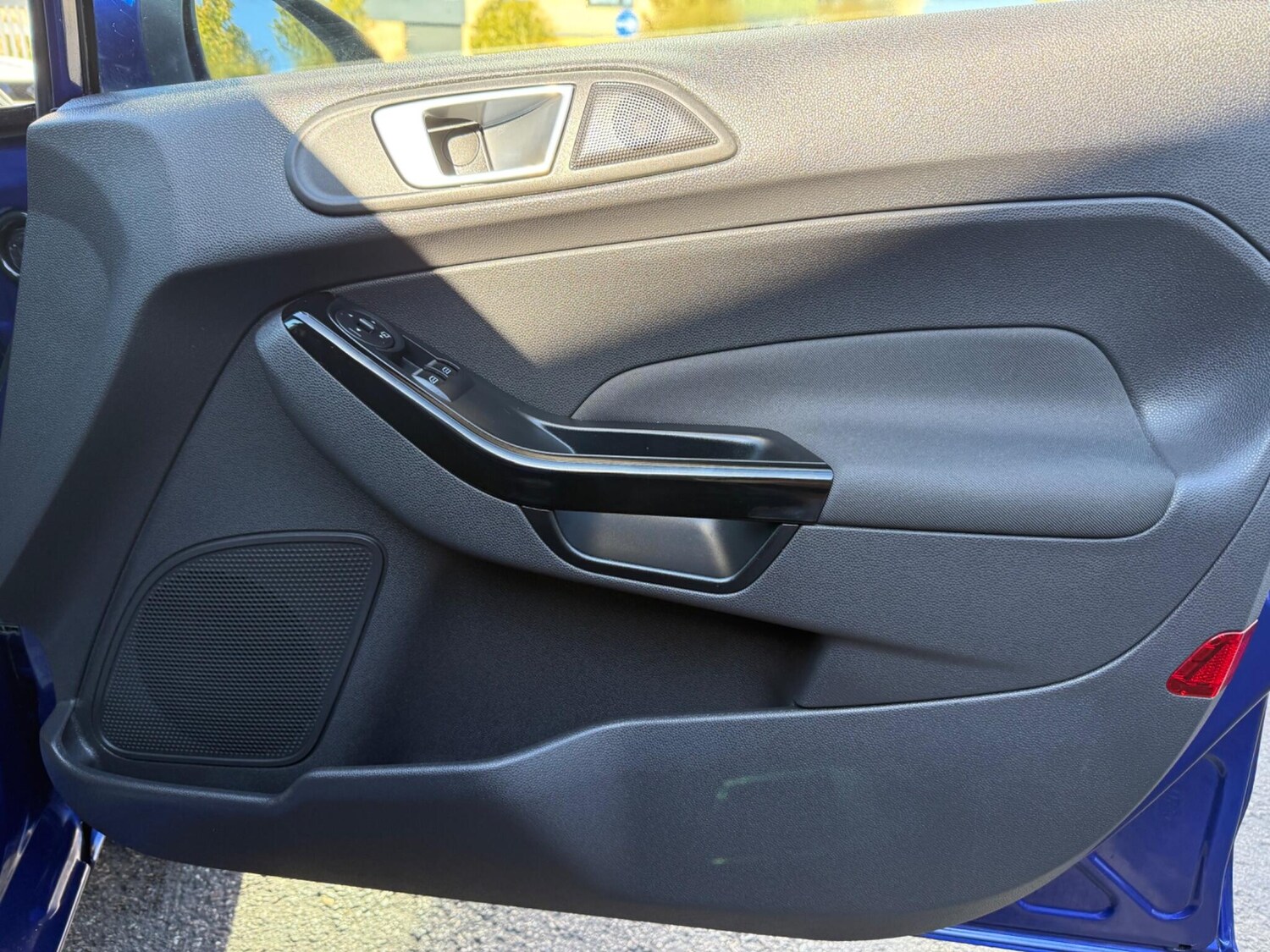 Used Ford Fiesta 2015 for sale - 76094201: Photo 18