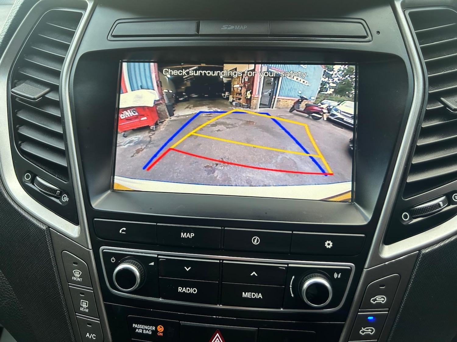 Used Hyundai Santa Fe 2016 for sale - 75695987: Photo 12