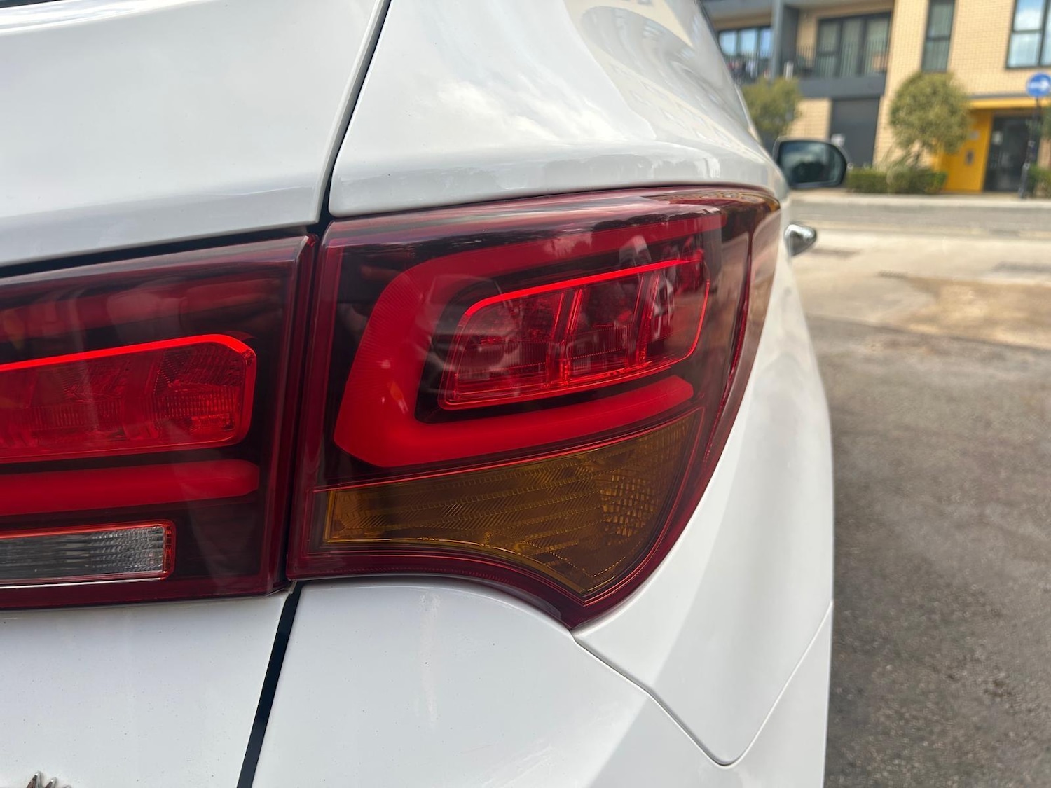 Used Hyundai Santa Fe 2016 for sale - 75695987: Photo 24