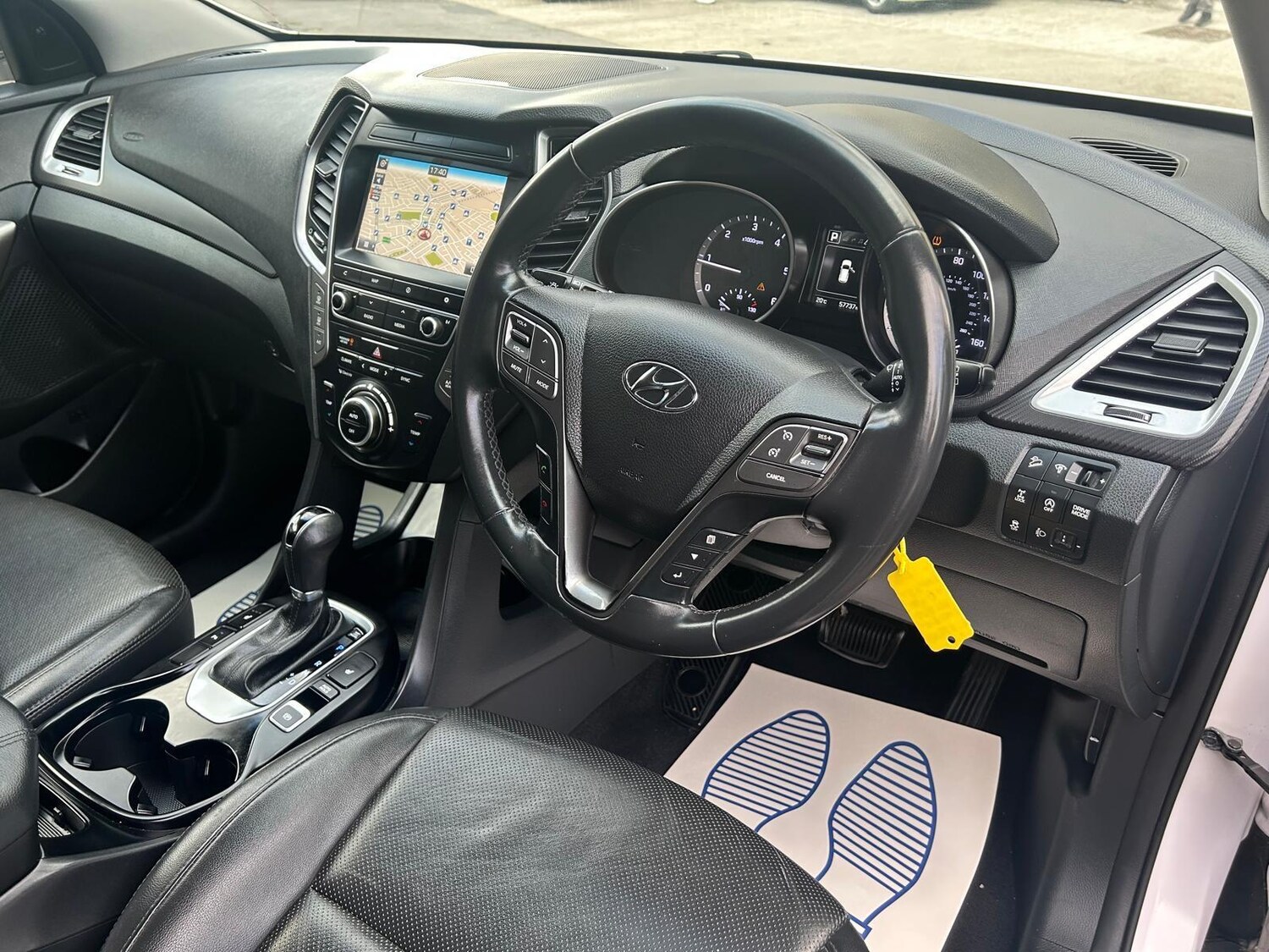 Used Hyundai Santa Fe 2016 for sale - 75695987: Photo 8