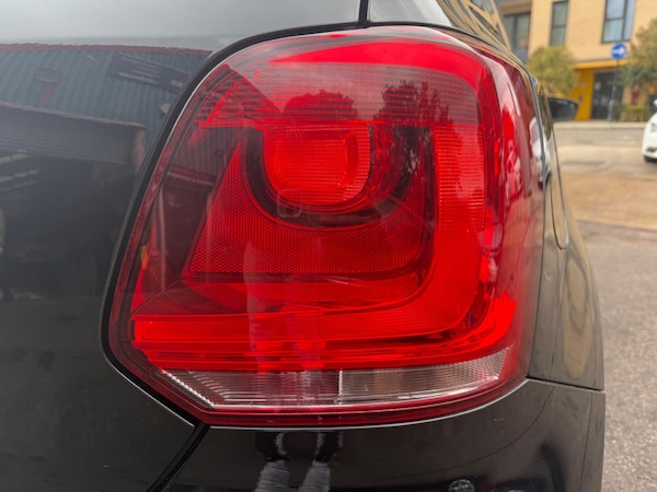 Used Volkswagen Polo 2010 for sale - 76188509: Photo 23