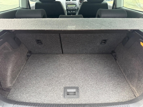 Used Volkswagen Polo 2010 for sale - 76188509: Photo 5