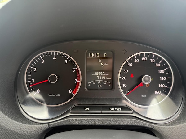Used Volkswagen Polo 2010 for sale - 76188509: Photo 9
