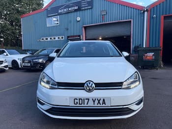 Used Volkswagen Golf 2017 for sale - 79726546: Photo