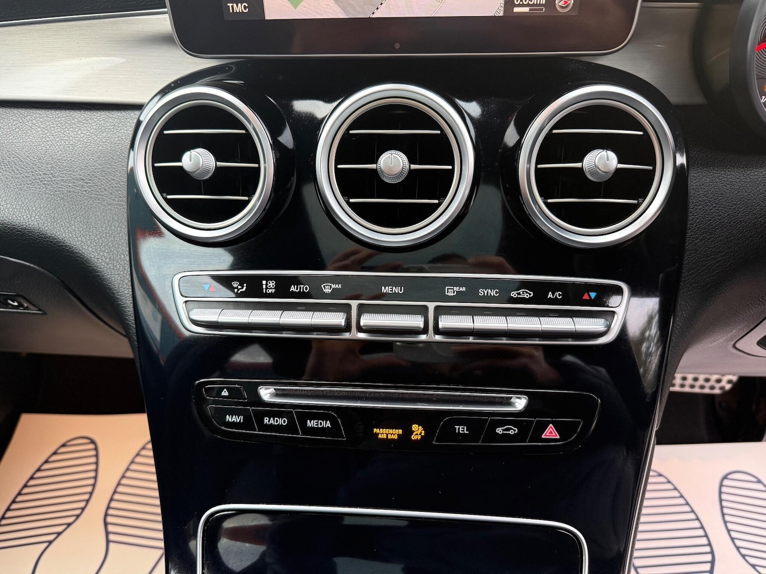 Used Mercedes-Benz GLC 2018 for sale - 76994853: Photo 14