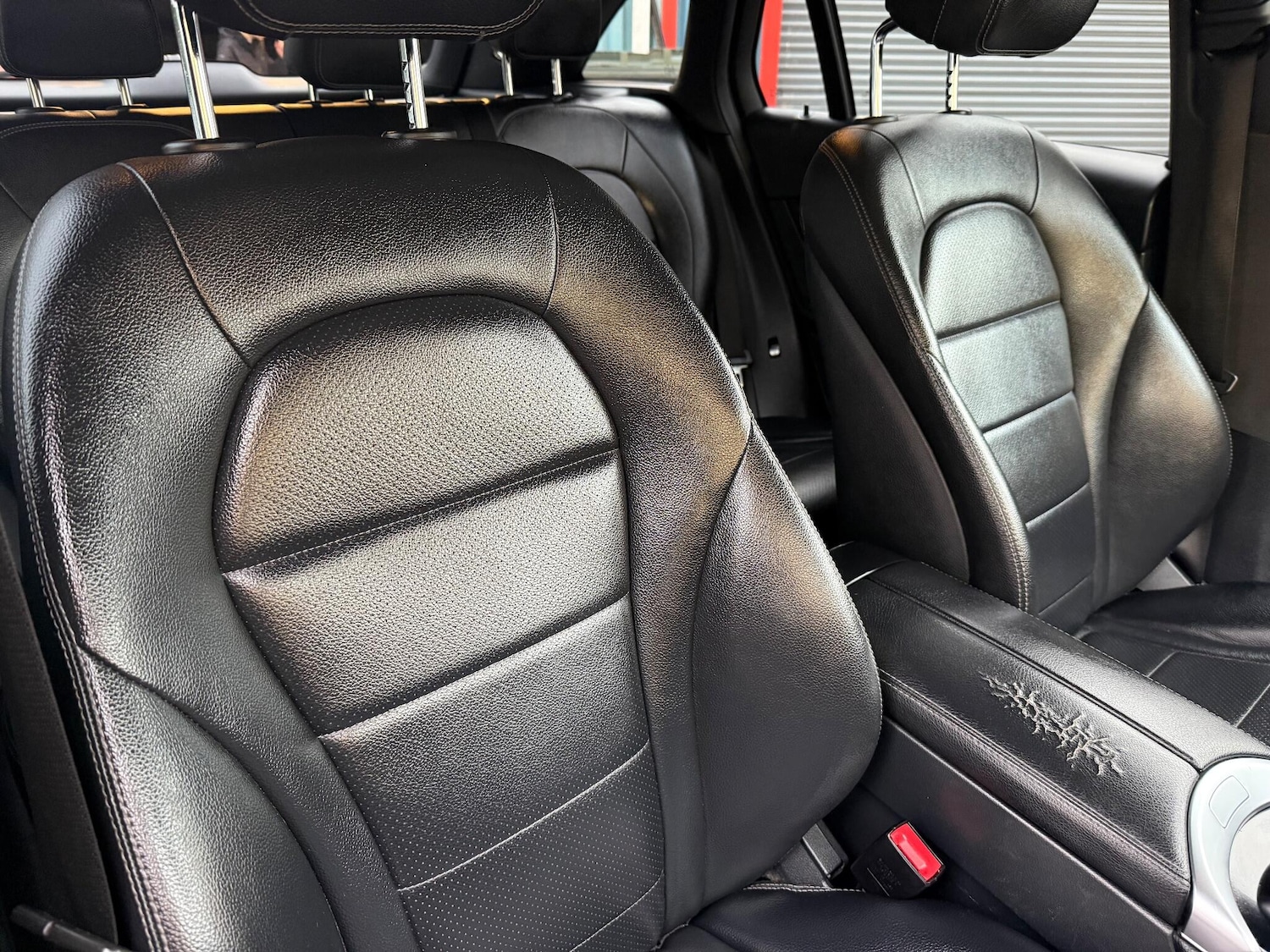 Used Mercedes-Benz GLC 2018 for sale - 76994853: Photo 17