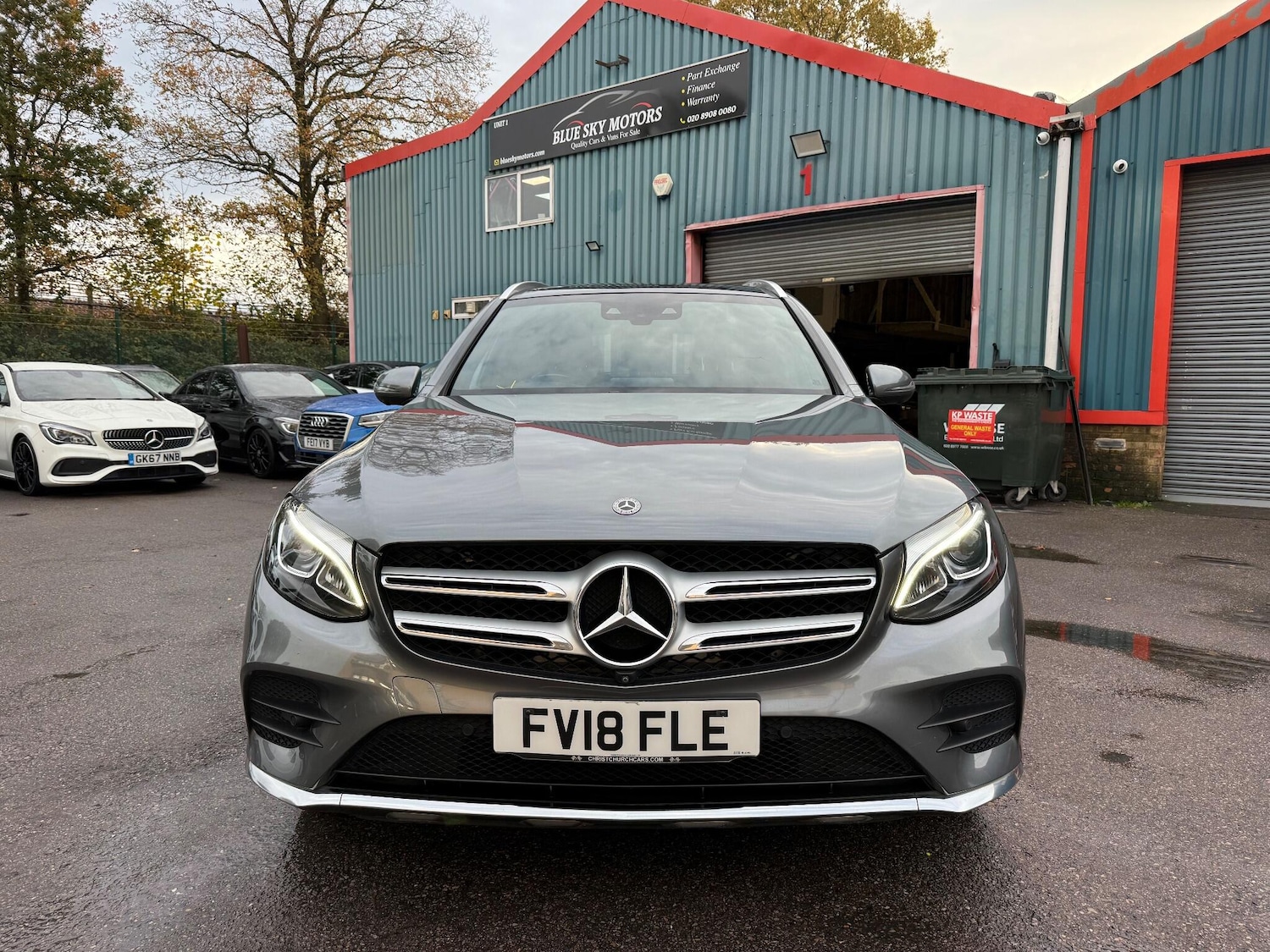 Used Mercedes-Benz GLC 2018 for sale - 76994853: Photo 2